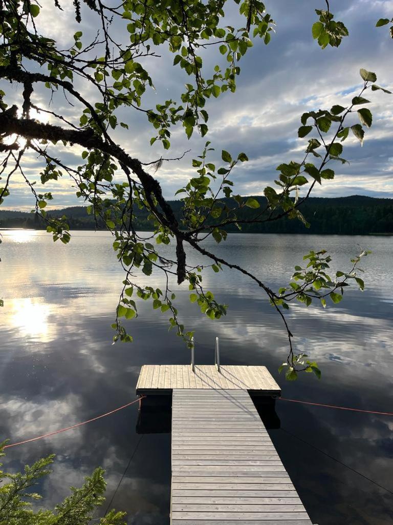 Villa Lake Рука Екстериор снимка